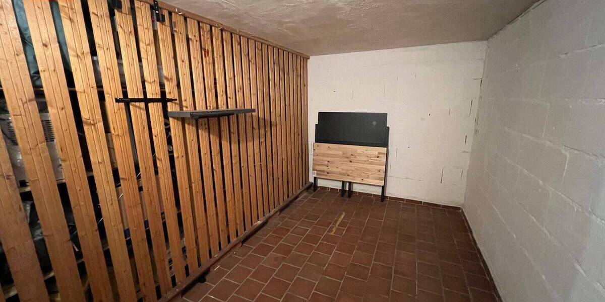 Etagenwohnung Gundelsheim - 4 Zimmer, 126 m&sup2;, 750&euro; | Angebot:26217597