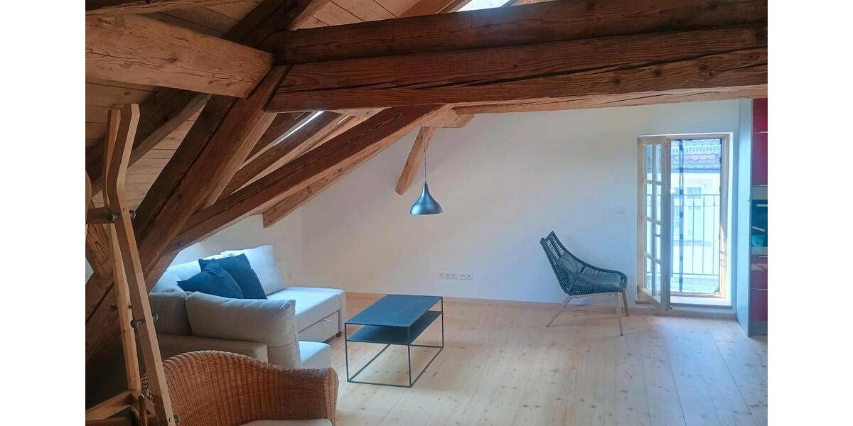 Dachgeschoßwohnung Hutthurm - 2 Zimmer, 82 m&sup2;, 600&euro; | Angebot:26602902