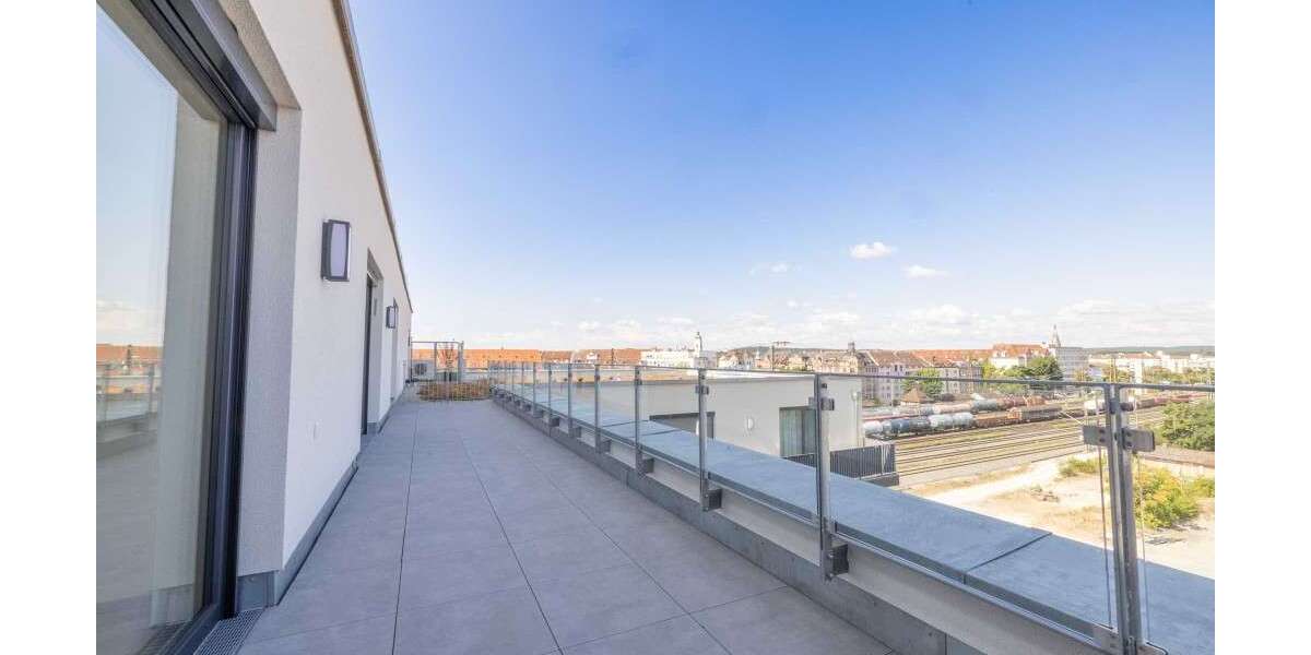 Etagenwohnung Fürth Altstadt - 3 Zimmer, 121 m&sup2;, 1.550&euro; | Angebot:26773695
