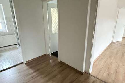 Wohnung Hainichen - 3 Zimmer, 53 m&sup2;, 292&euro; | Angebot:26086415