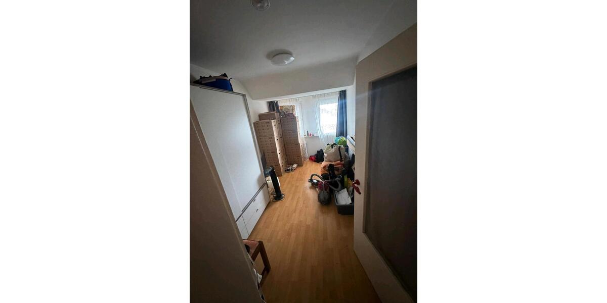 Dachgeschoßwohnung Linz am Rhein - 1 Zimmer, 90 m&sup2;, 750&euro; | Angebot:26576188