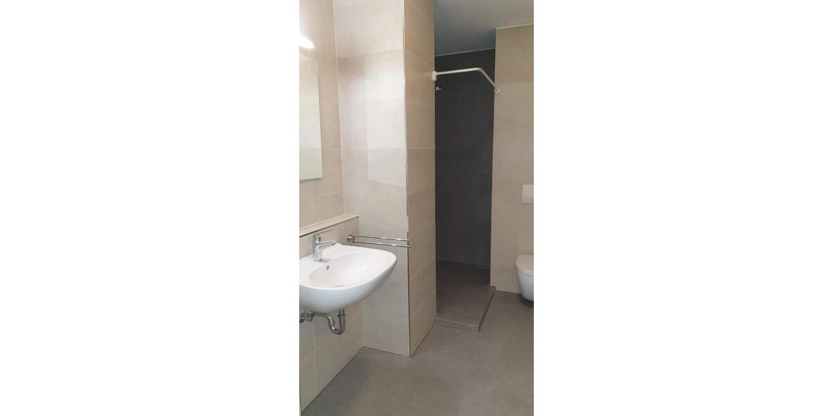 Etagenwohnung Düren Rölsdorf - 5 Zimmer, 151 m&sup2;, 1.450&euro; | Angebot:26697797