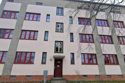 Wohnung Magdeburg Cracau - 2 Zimmer, 43 m&sup2;, 309&euro; | Angebot:25800123