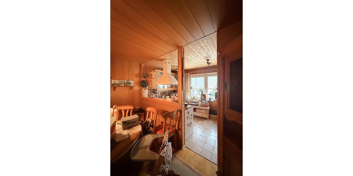 Gemütliche 3,5-Zimmer-Wohnung 1.OG zur Miete in Wesel-Stadtmitte 3 zimmer