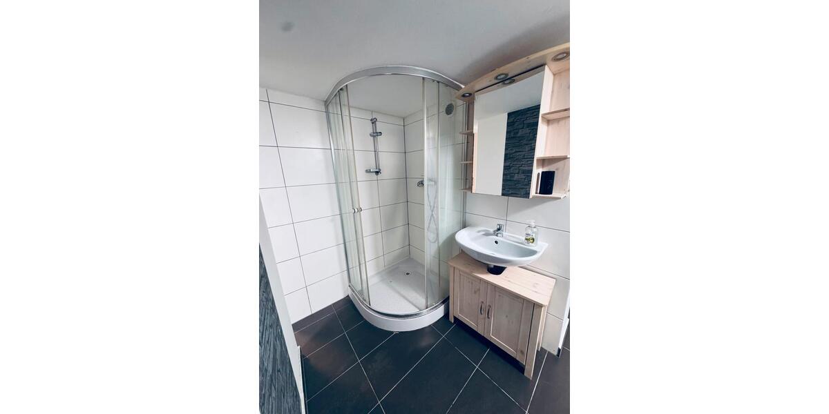 Etagenwohnung Saarbrücken Neue Bremm - 1.5 Zimmer, 25 m&sup2;, 480&euro; | Angebot:26087582