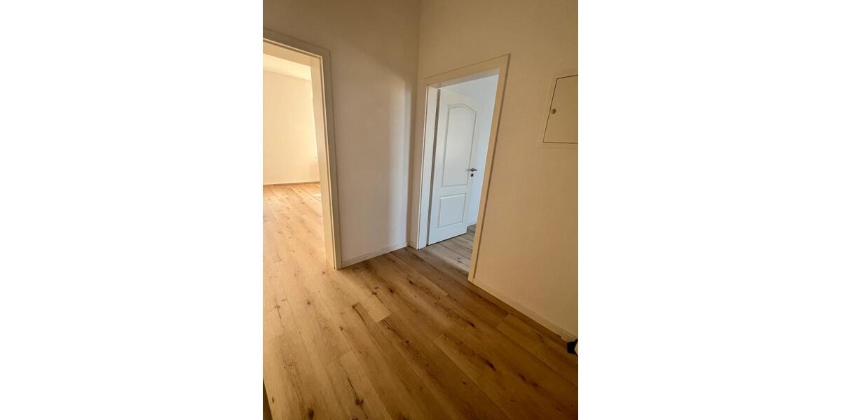Etagenwohnung Döbeln - 2 Zimmer, 57 m&sup2;, 325&euro; | Angebot:25418325