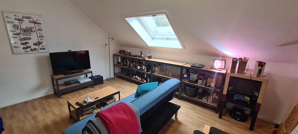 Dachgeschoßwohnung Gummersbach Berstig Süd - 2 Zimmer, 62 m&sup2;, 490&euro; | Angebot:24100583