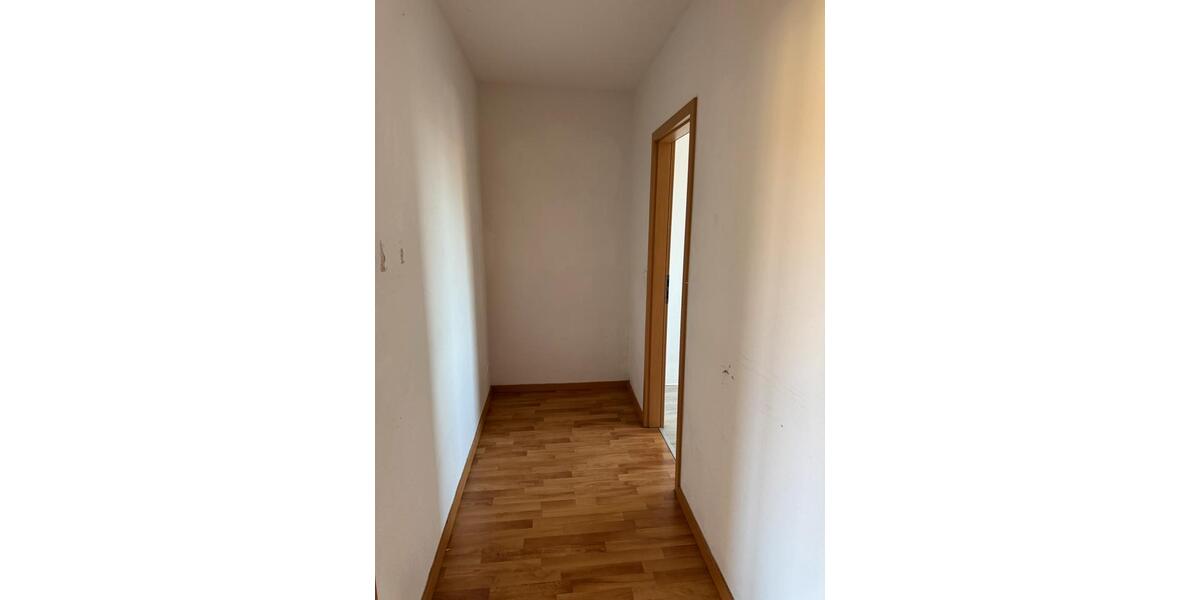 Etagenwohnung Strehla - 3 Zimmer, 73 m&sup2;, 447&euro; | Angebot:22212143
