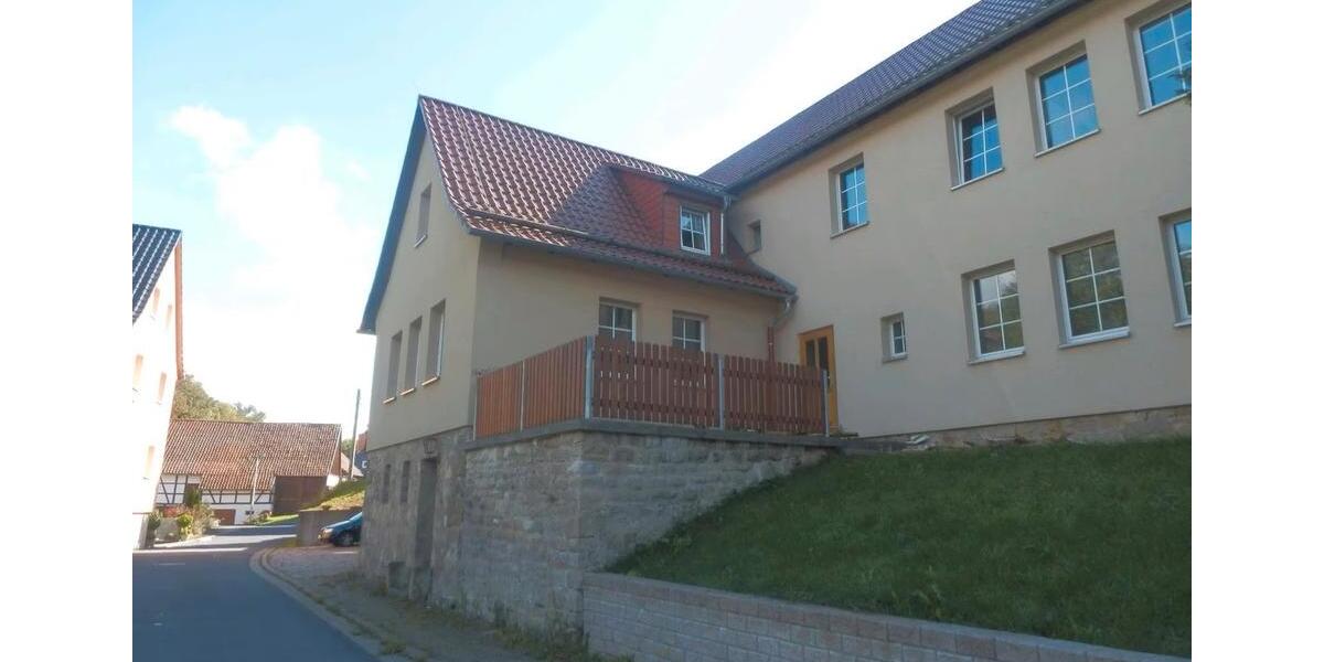 Etagenwohnung Schleusingen - 5 Zimmer, 116 m&sup2;, 890&euro; | Angebot:24523020