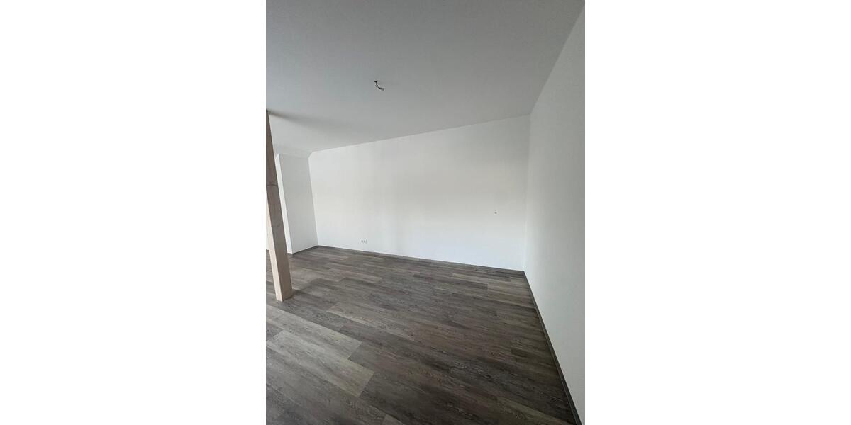 Etagenwohnung Auerbach/Vogtland Vogtland - 3 Zimmer, 102 m&sup2;, 700&euro; | Angebot:23844966