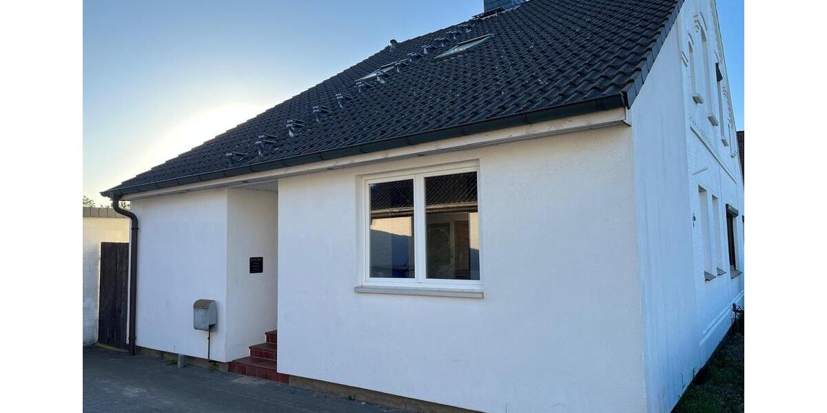 Wohnen auf Zeit Rendsburg - 4 Zimmer, 98 m&sup2;, 25&euro; | Angebot:26235371