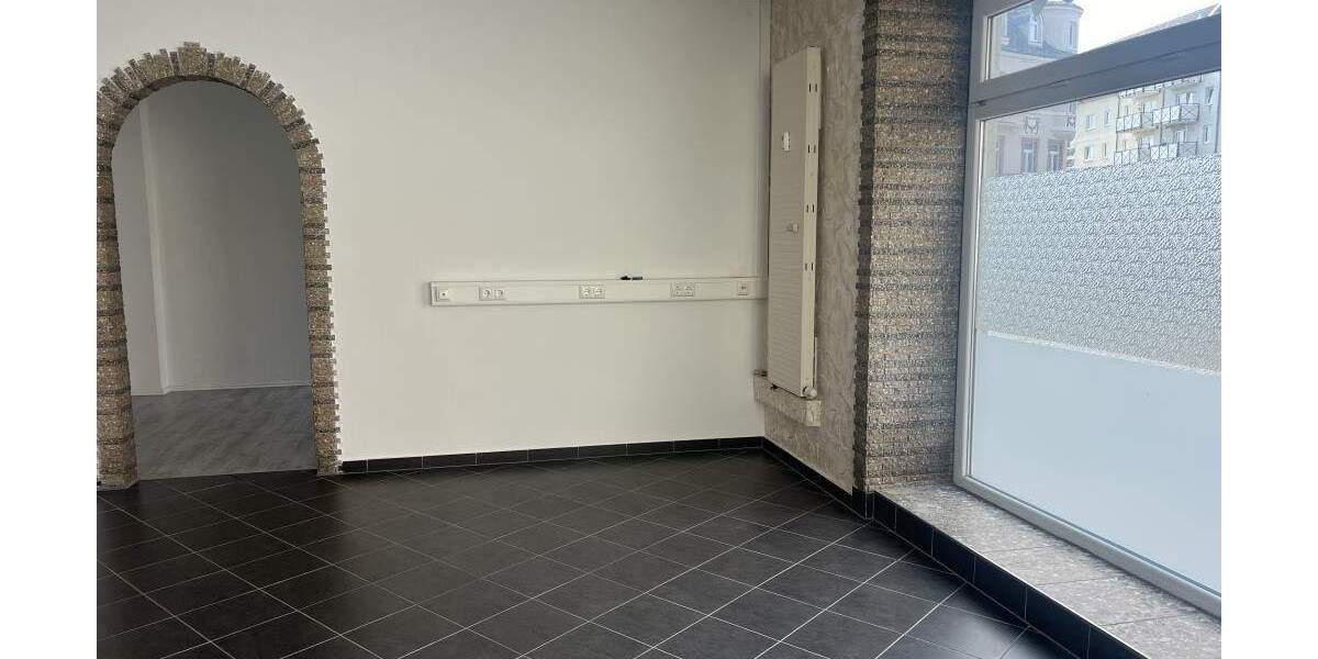 Gewerbeobjekt Döbeln - 4 Zimmer, 82 m&sup2;, 399&euro; | Angebot:25709003