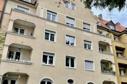 Wohnung zum Mieten in Augsburg 1.290 € 93.7 m² 2.5 zimmer