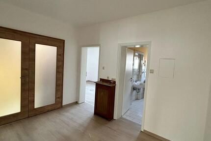 Wohnung Mayen - 3 Zimmer, 95 m&sup2;, 745&euro; | Angebot:24704915