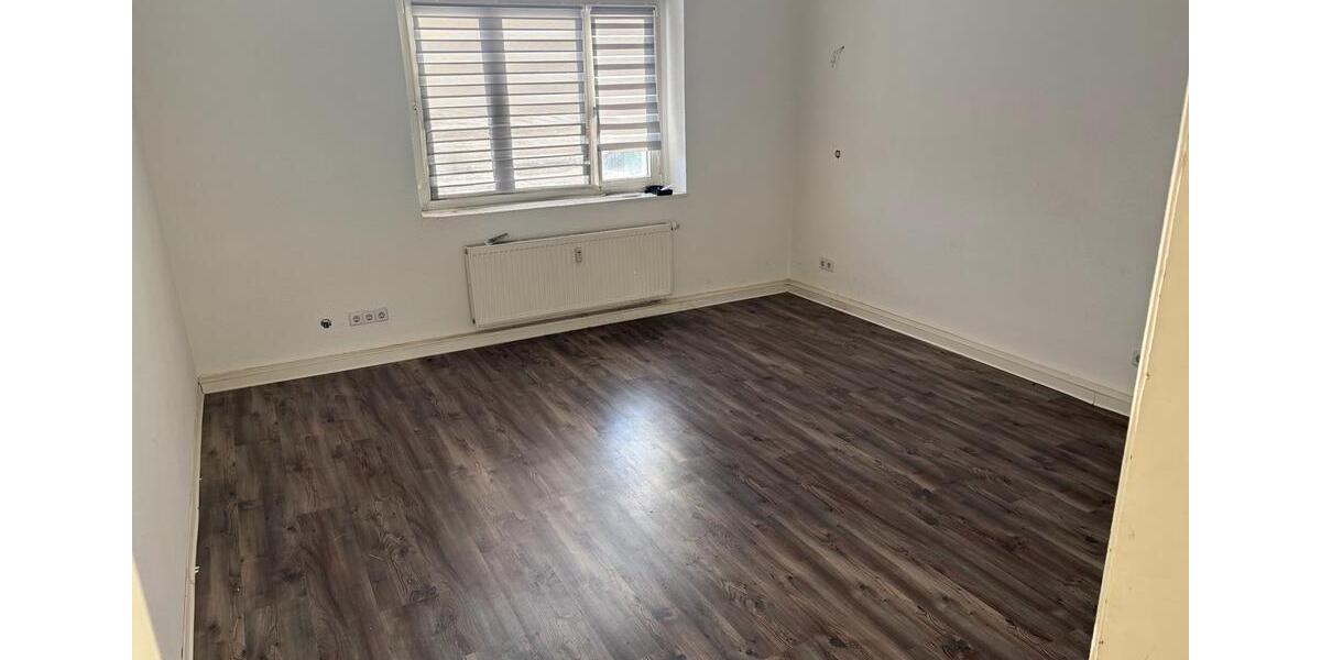 Etagenwohnung Wurzen - 3 Zimmer, 64 m&sup2;, 350&euro; | Angebot:26682529