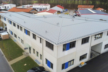 Gewerbeobjekt Brannenburg - 10&euro; | Angebot:25140926