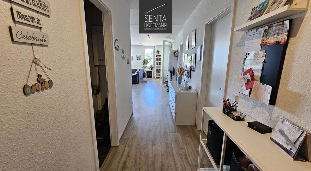 Etagenwohnung Reichenbach - 4 Zimmer, 128 m&sup2;, 1.539&euro; | Angebot:25431038
