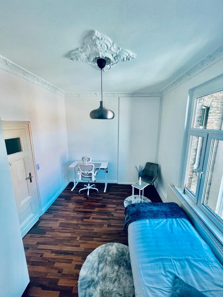 City Lage - helles schönes möbliertes WG-Zimmer im Stadtzentrum