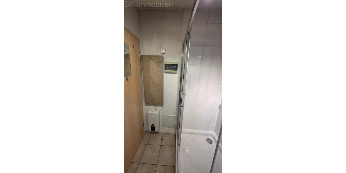 Etagenwohnung Kaiserslautern Engelshof - 1 Zimmer, 25 m&sup2;, 300&euro; | Angebot:26020217