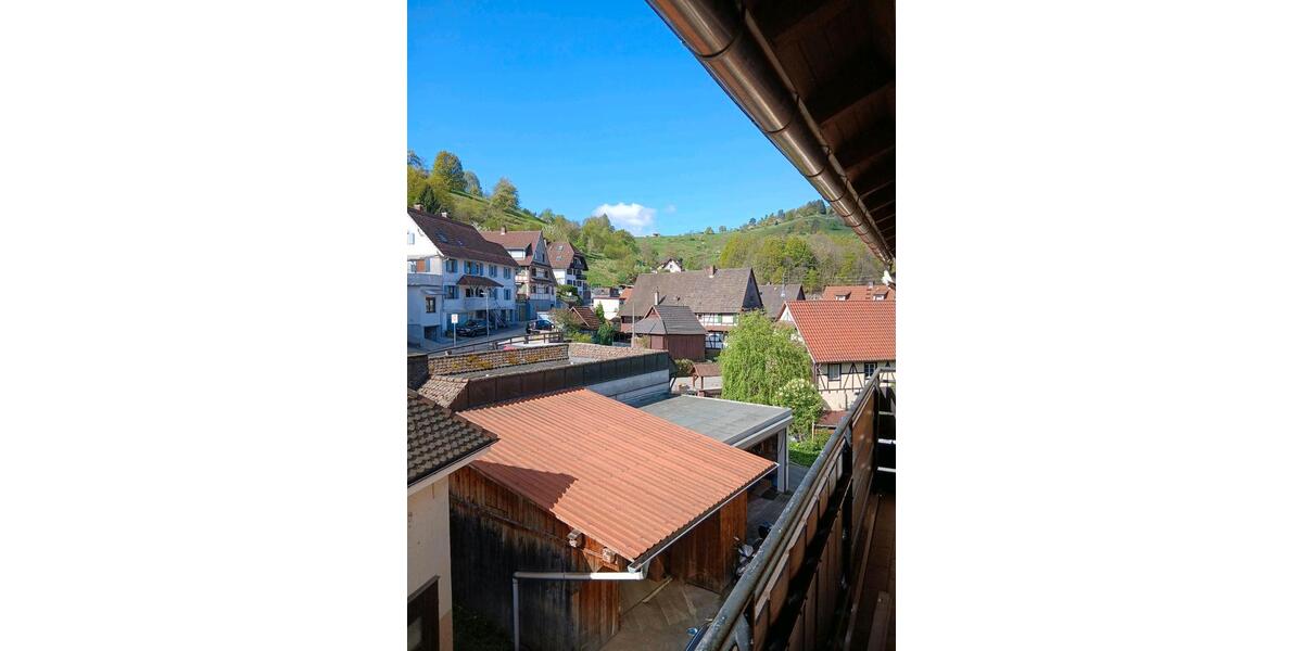 Etagenwohnung Gernsbach - 4 Zimmer, 100 m&sup2;, 750&euro; | Angebot:26250433