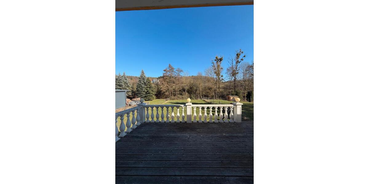 Etagenwohnung Gladenbach - 4 Zimmer, 135 m&sup2;, 1.300&euro; | Angebot:25784291