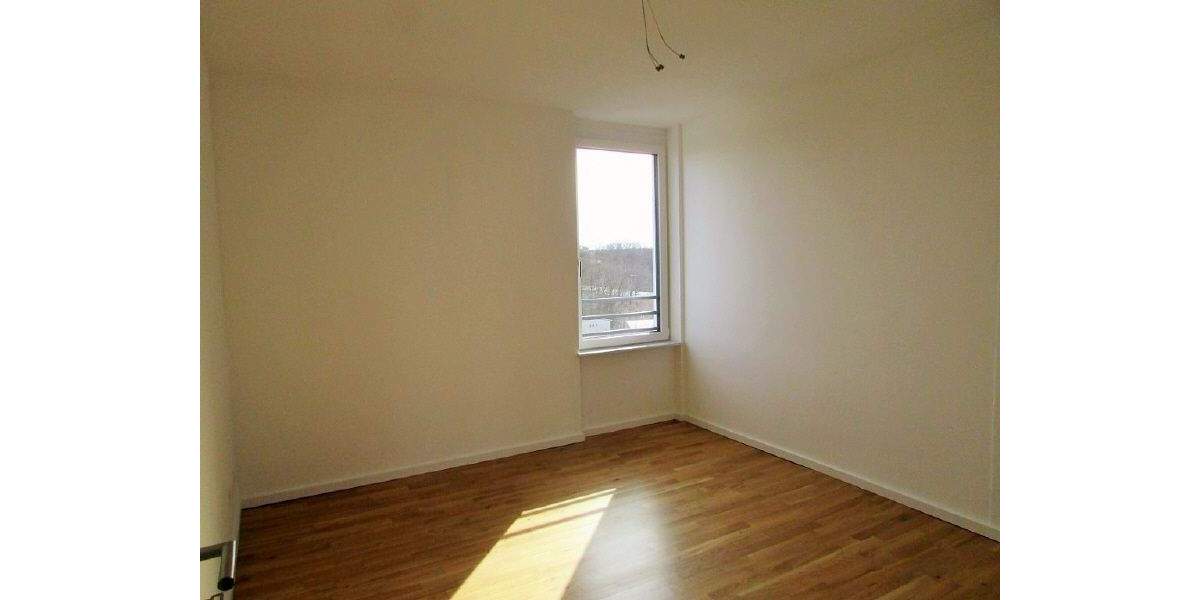 Etagenwohnung Wolfsburg Hellwinkel - 4 Zimmer, 122 m&sup2;, 1.817&euro; | Angebot:25731552