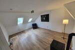 Dachgeschoßwohnung Hof Altstadt - 2 Zimmer, 50 m&sup2;, 380&euro; | Angebot:26591908