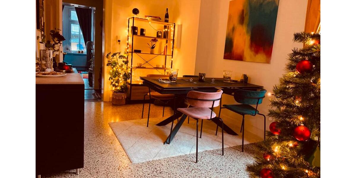 Etagenwohnung Wiesbaden Biebrich - 2.5 Zimmer, 66 m&sup2;, 940&euro; | Angebot:26665879