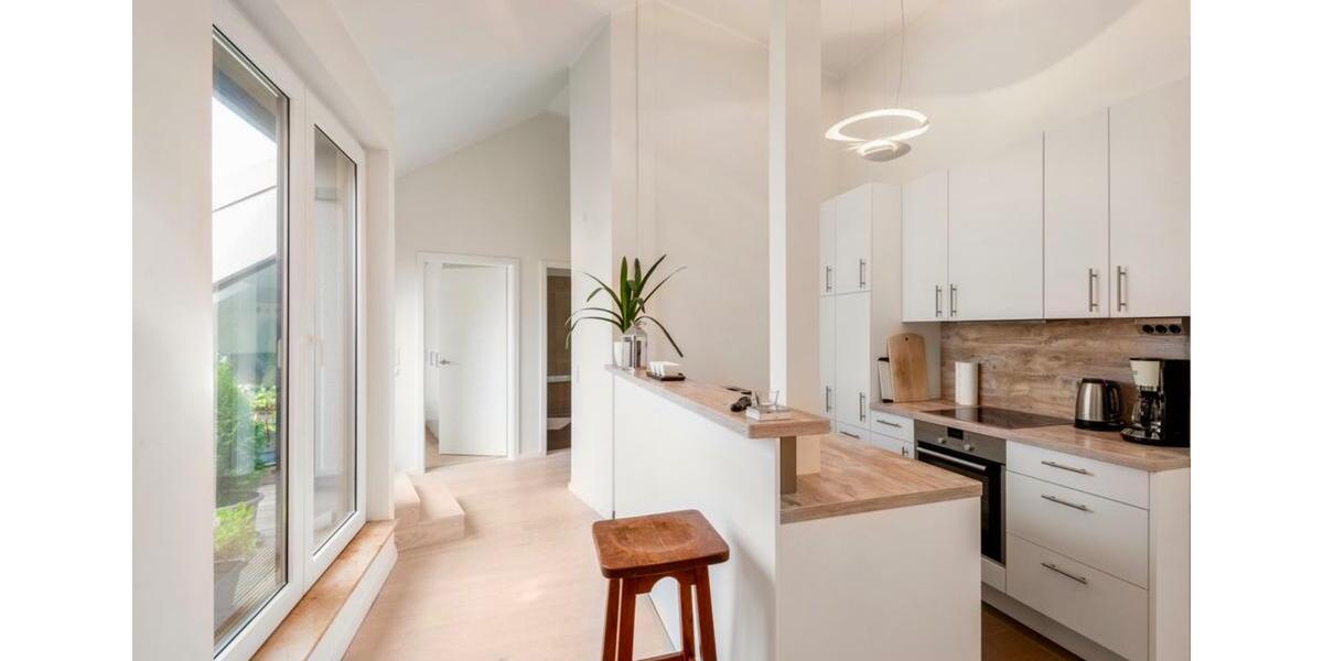 Dachgeschoßwohnung Rostock - 2 Zimmer, 60 m&sup2;, 1.850&euro; | Angebot:23509425