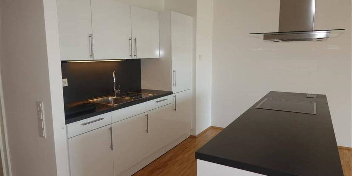 Etagenwohnung Mönchengladbach Stadtmitte - 3 Zimmer, 90 m&sup2;, 1.199&euro; | Angebot:26128795