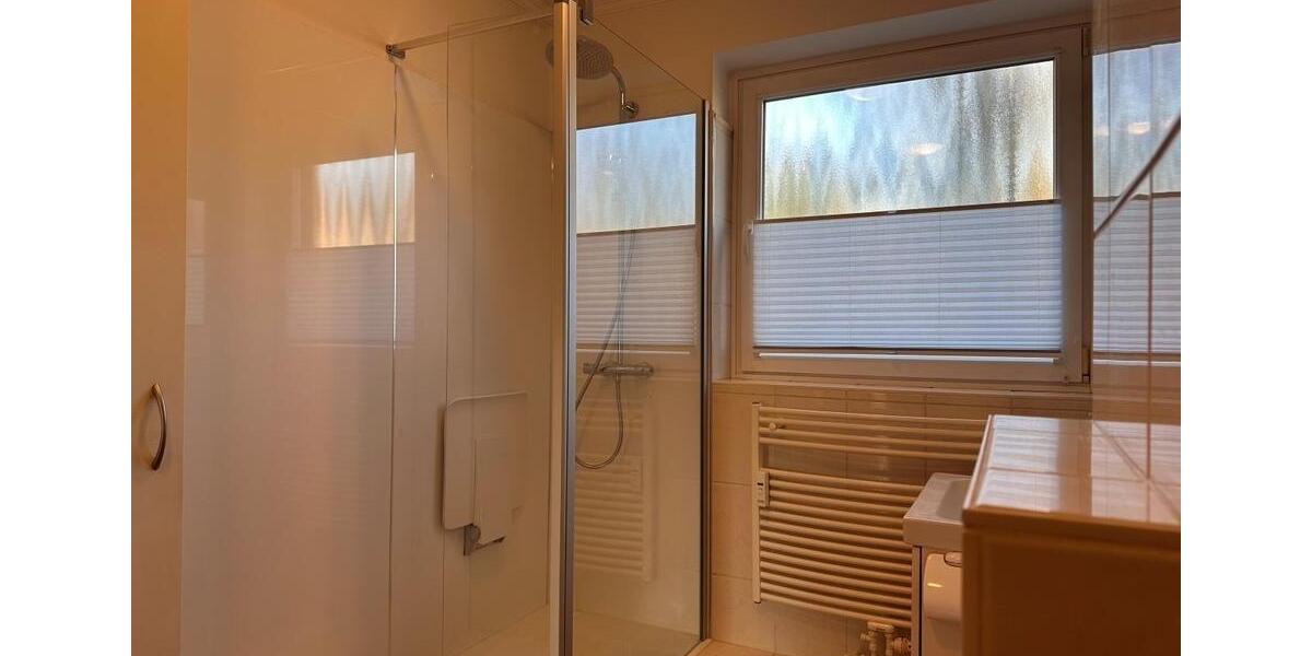 Etagenwohnung Flensburg - 3 Zimmer, 82 m&sup2;, 850&euro; | Angebot:26447249