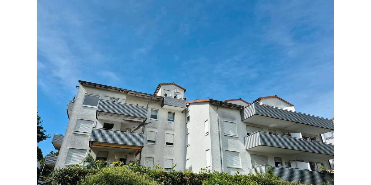 3 Zimmer Erdgeschosswohnung mit Terrasse und Garten 3 zimmer