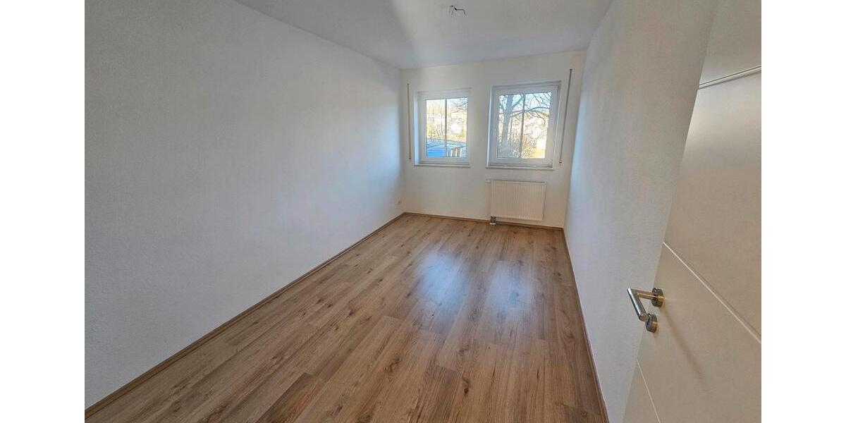 Erdgeschoßwohnung Hamburg Eimsbüttel - 3 Zimmer, 71 m&sup2;, 920&euro; | Angebot:25655478