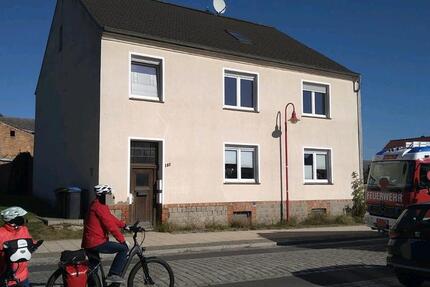 Wohnung Gartz (Oder) - 4 Zimmer, 110 m&sup2;, 630&euro; | Angebot:24951477