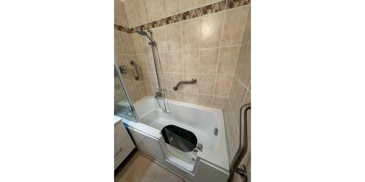 Hochparterre Hannover Vahrenwald-List - 1 Zimmer, 38 m&sup2;, 1.050&euro; | Angebot:25427711