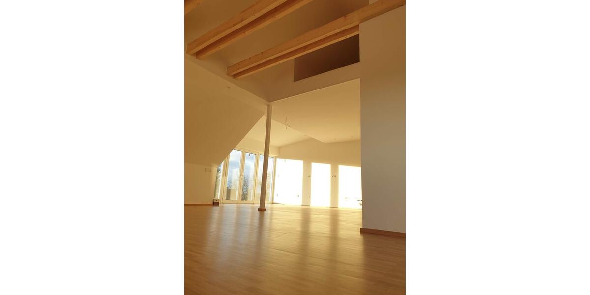 Dachgeschoßwohnung Schweinfurt Haardt - 3 Zimmer, 80 m&sup2;, 1.150&euro; | Angebot:25292318