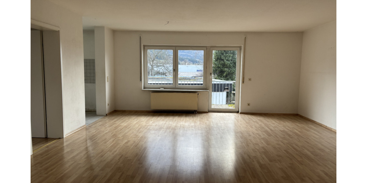 Etagenwohnung Balingen Dürrwangen - 4 Zimmer, 114 m&sup2;, 840&euro; | Angebot:25774924