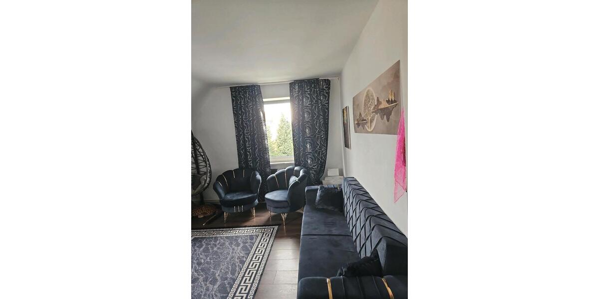 Dachgeschoßwohnung Hannover Herrenhausen-Stöcken - 3 Zimmer, 74 m&sup2;, 950&euro; | Angebot:26648717