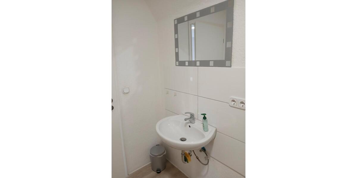 Etagenwohnung Neuhaus (Oste) - 1 Zimmer, 27 m&sup2;, 335&euro; | Angebot:25841911