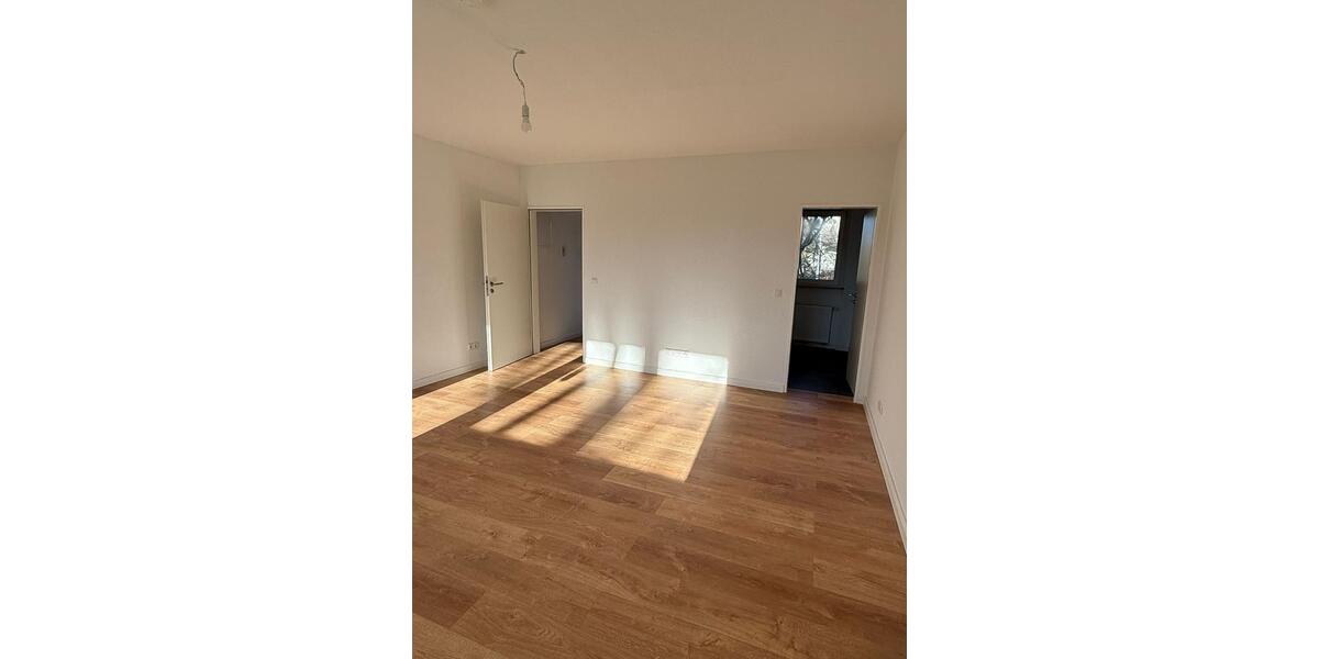 Etagenwohnung Hannover Ahlem-Badenstedt-Davenstedt - 1 Zimmer, 35 m&sup2;, 550&euro; | Angebot:24624665