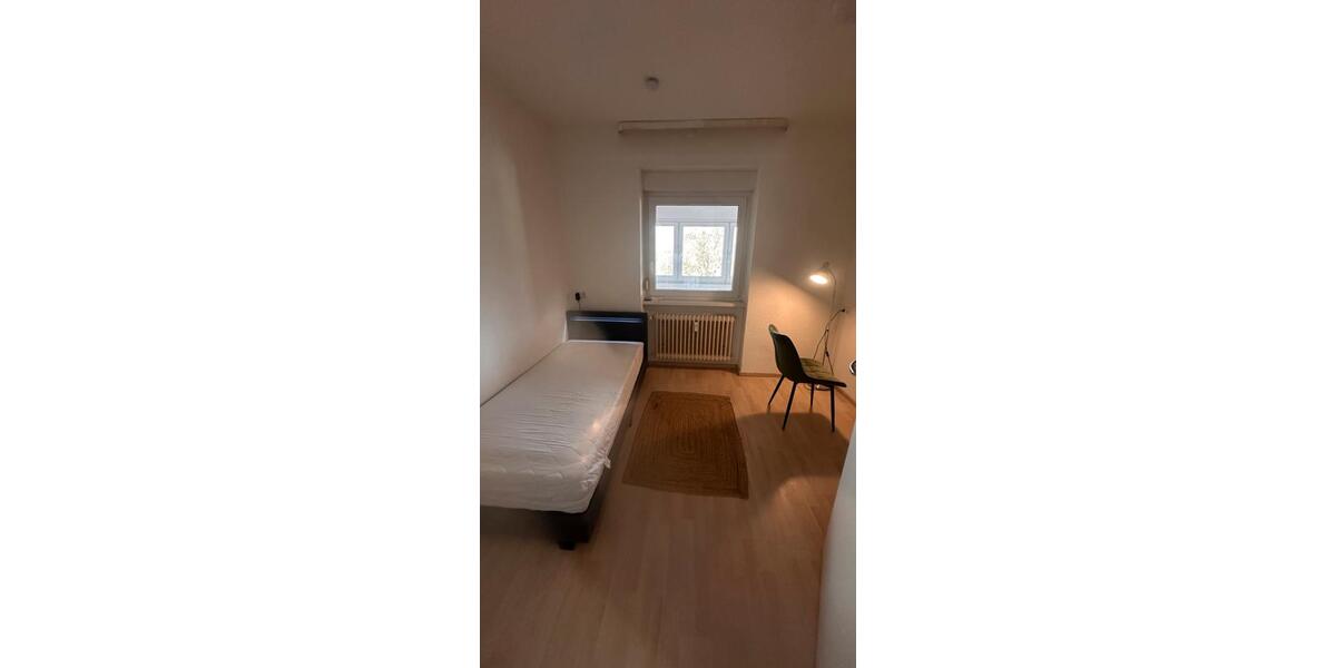 Wohnen auf Zeit Waldshut-Tiengen Tiengen - 3 Zimmer, 60 m&sup2;, 1.750&euro; | Angebot:26094078