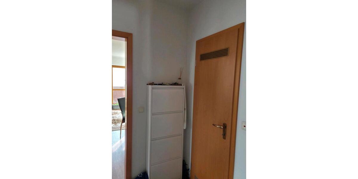 Etagenwohnung Gerbrunn - 3 Zimmer, 74 m&sup2;, 1.200&euro; | Angebot:25964207