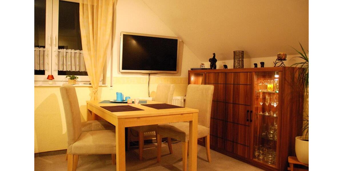 Dachgeschoßwohnung Thermalbad Wiesenbad - 2 Zimmer, 56 m&sup2;, 330&euro; | Angebot:24742587