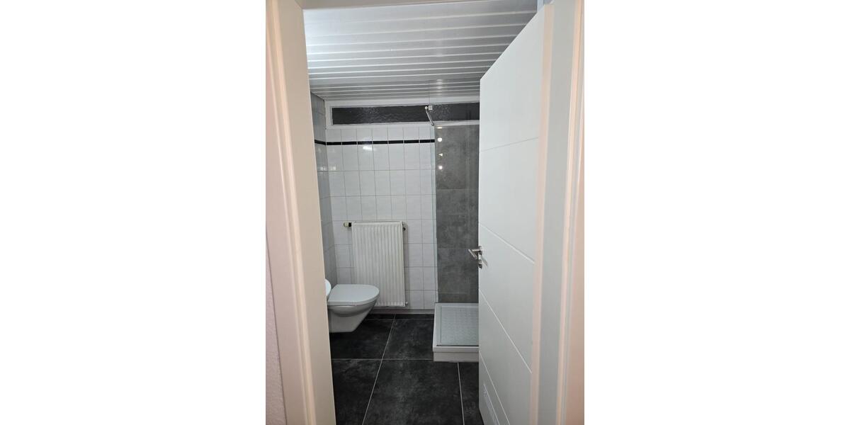 Dachgeschoßwohnung Pforzheim Brötzingen - 2 Zimmer, 75 m&sup2;, 850&euro; | Angebot:24237373