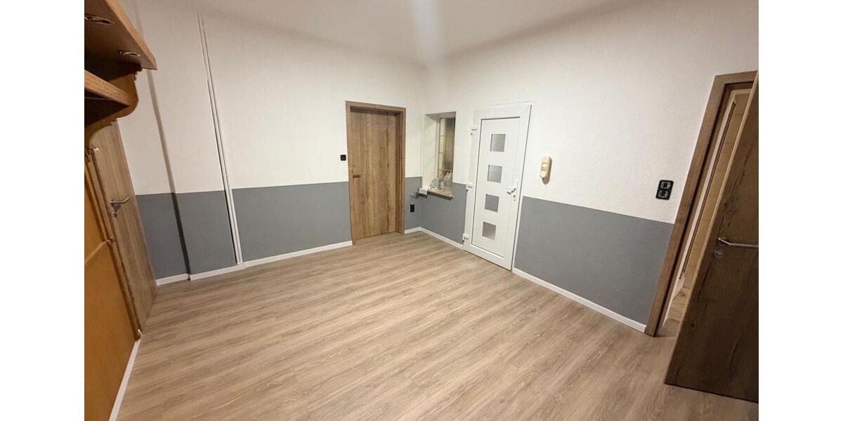 4 Zimmer Wohnung zu Vermieten • Garten • Wintergarten • Dörentrup 4 zimmer