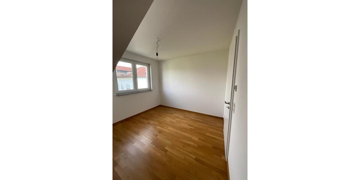 Dachgeschoßwohnung Horb am Neckar - 2.5 Zimmer, 61 m&sup2;, 1.080&euro; | Angebot:25566811