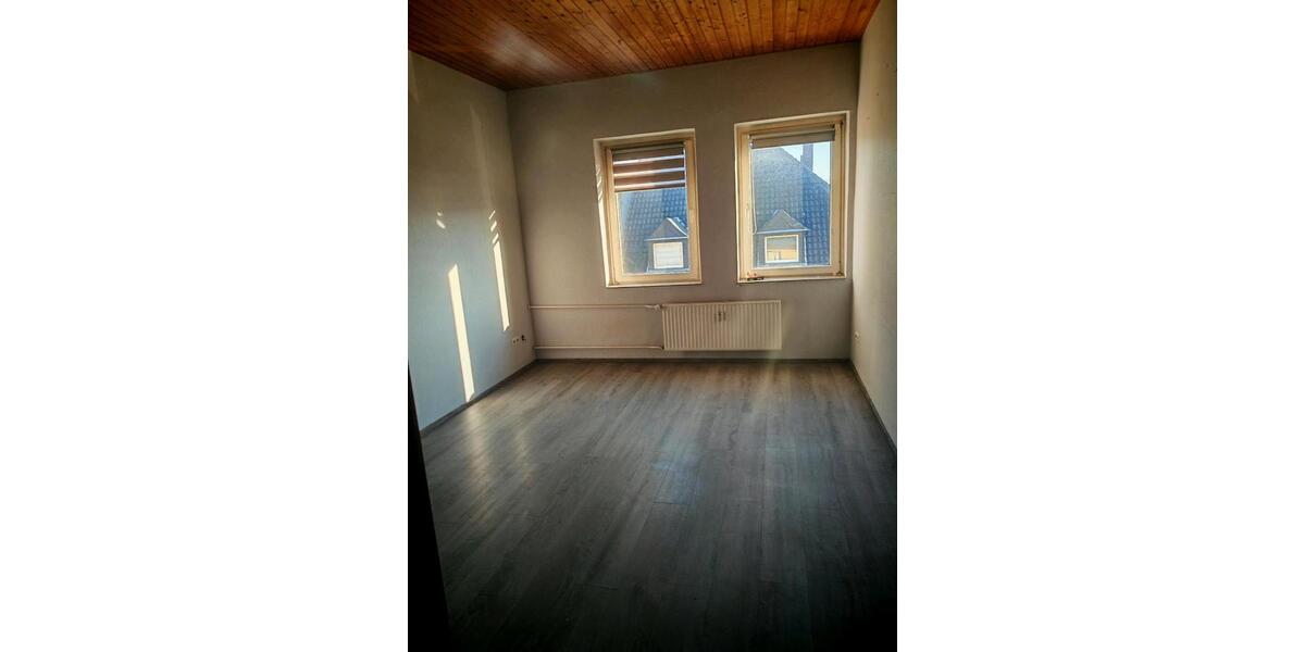 Etagenwohnung Hamm Heessen - 3.5 Zimmer, 98 m&sup2;, 1.100&euro; | Angebot:26130781