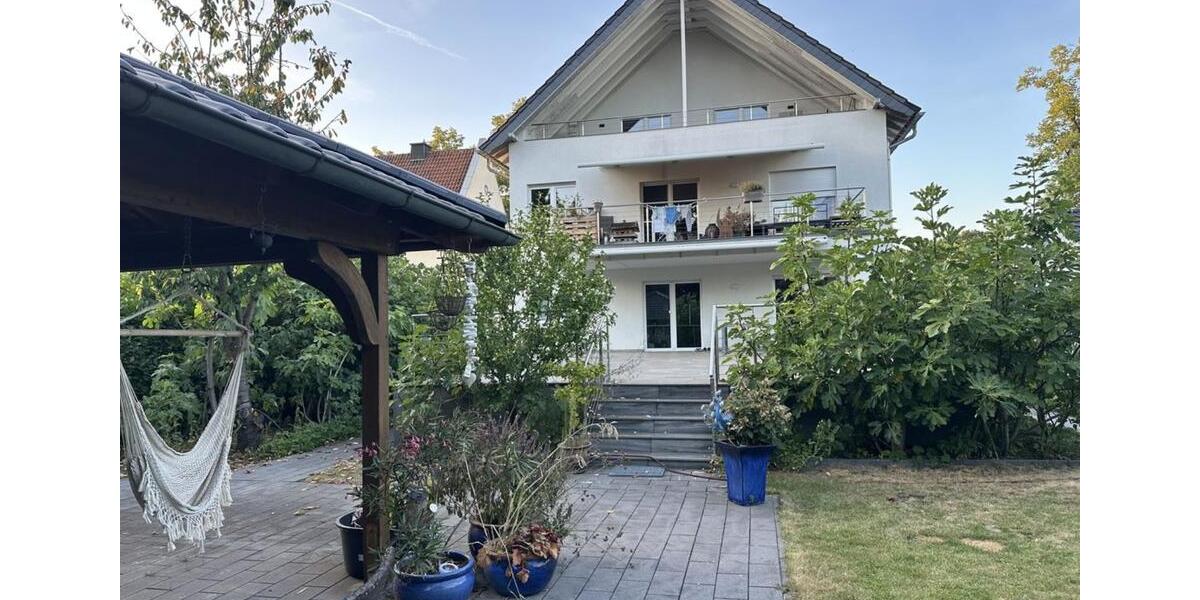 Terrassenwohnung Gütersloh - 5 Zimmer, 155 m&sup2;, 1.950&euro; | Angebot:25837297
