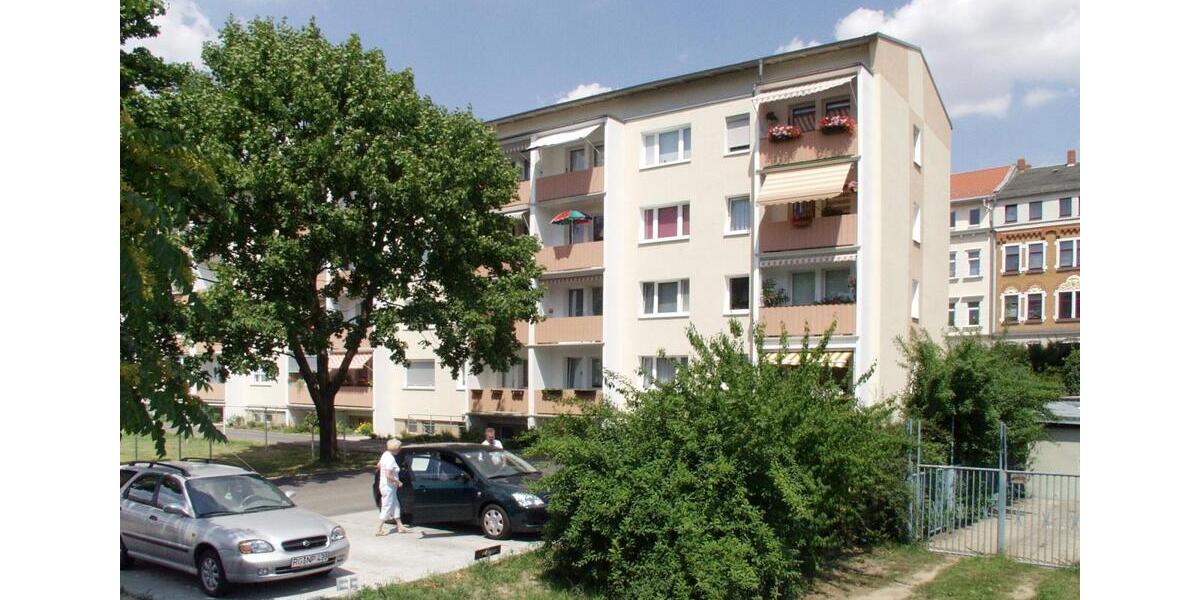 Etagenwohnung Riesa - 3 Zimmer, 60 m&sup2;, 390&euro; | Angebot:26637274