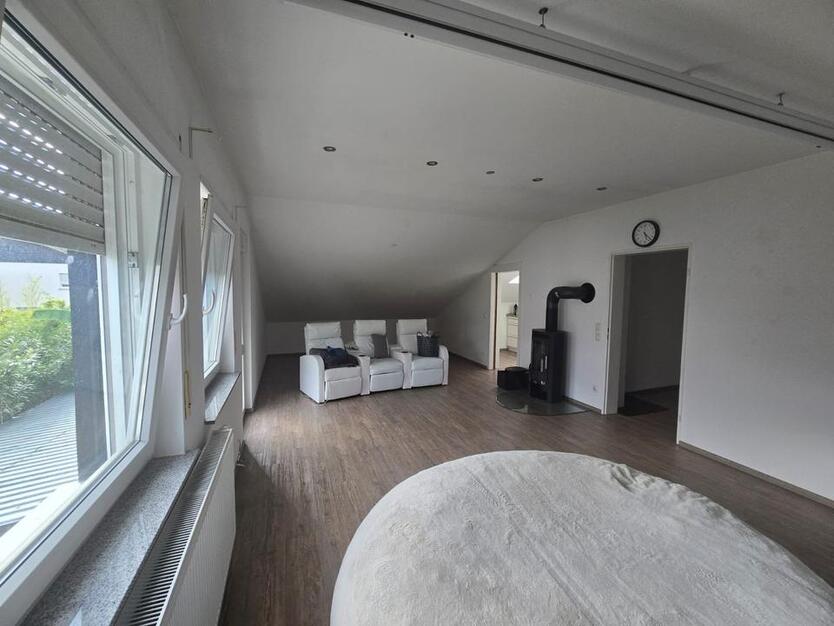 Attraktive 3Zimmer-Dachgeschoßwohnung in Lampertheim zu vermieten